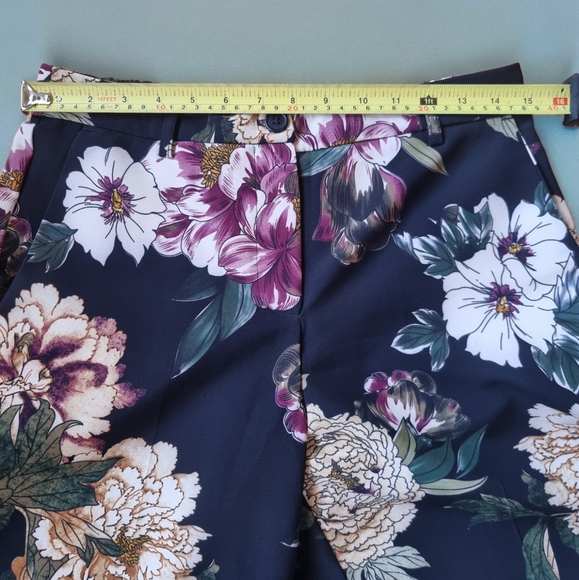 Chapter One Super Comfy Pull-On Floral Pants - Picture 9 of 11
